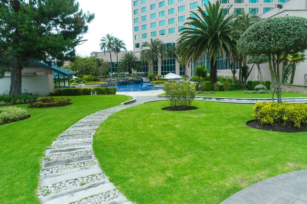 Aparta Hotel Torres De Suites Quito Exteriér fotografie